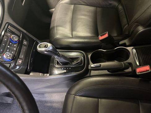 Used 2019 Buick Encore Essence AWD/4WD image 24
