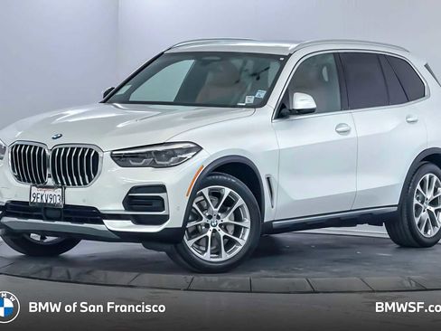 Used 2023 BMW X5 xDrive40i AWD/4WD image 1