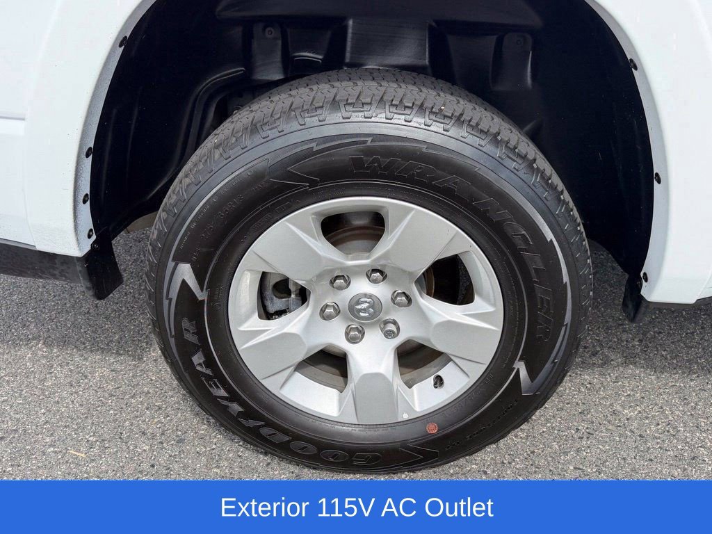 Certified 2025 RAM 1500 Big Horn AWD/4WD image 16