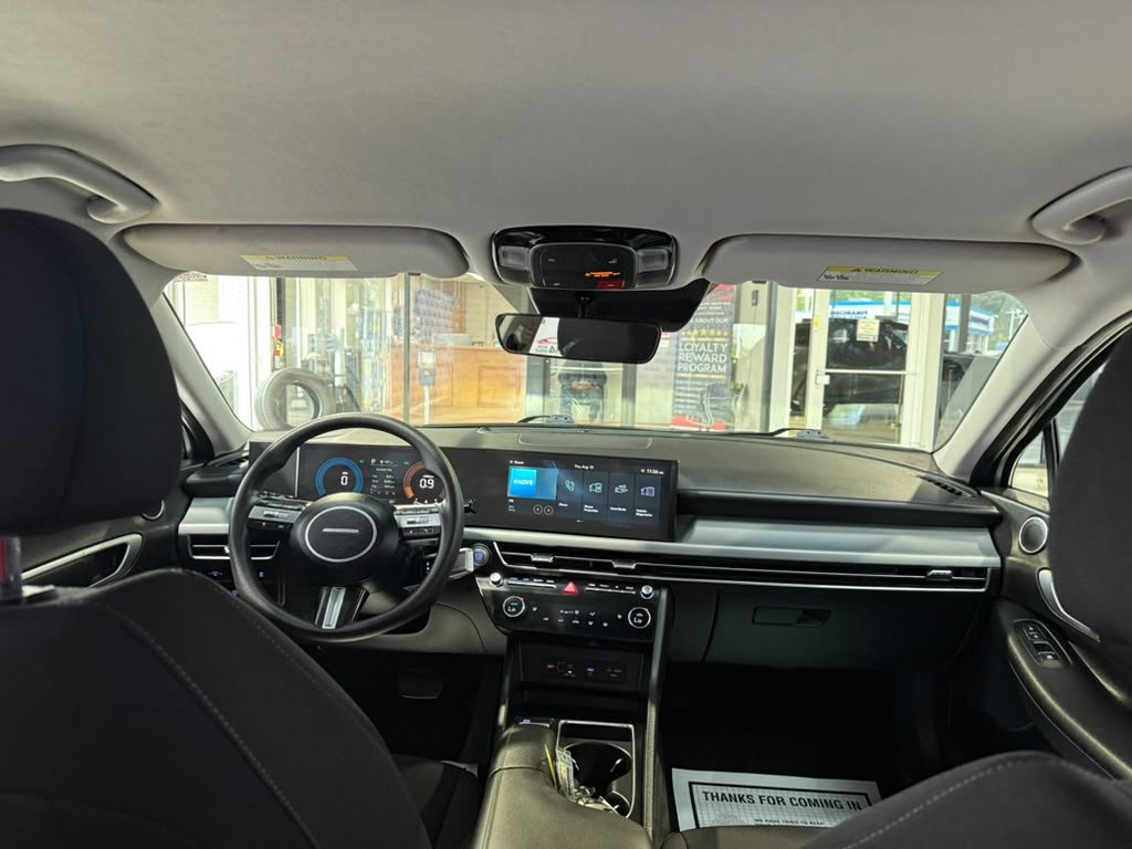 Used 2025 Hyundai Sonata SEL FWD image 19