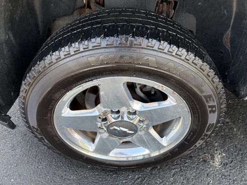 Used 2013 Chevrolet Silverado 2500 LT w/ Interior Plus Package image 9