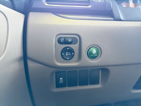 Used 2017 Honda Pilot LX image 21