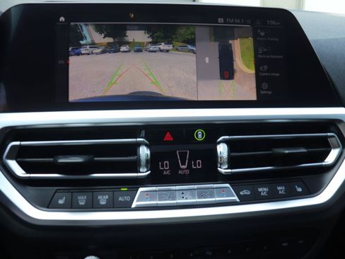 Used 2019 BMW 330i Sedan w/ Convenience Package RWD image 30