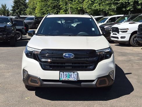 Used 2025 Subaru Forester Sport AWD/4WD image 2