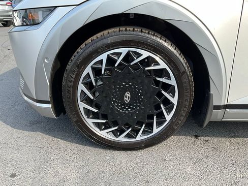 Used 2024 Hyundai Ioniq 5 Limited image 46