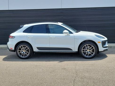 Certified 2026 Porsche Macan AWD/4WD image 10