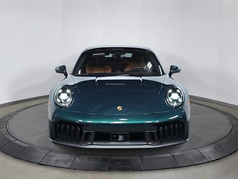 Used 2025 Porsche 911 Carrera GTS image 10