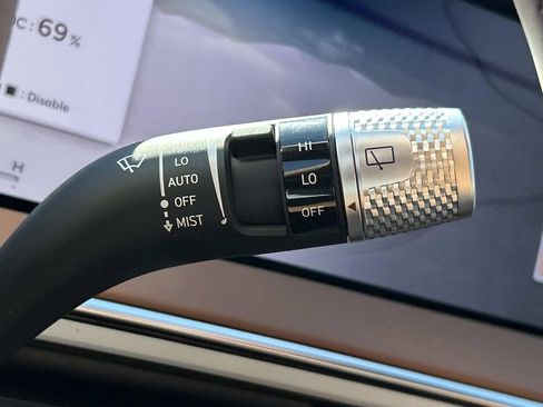 New 2026 Genesis GV70 2.5T Advanced image 32