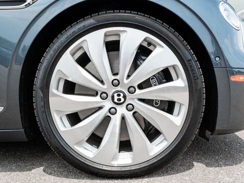 Certified 2026 Bentley Flying Spur Plug-In Hybrid AWD/4WD image 16