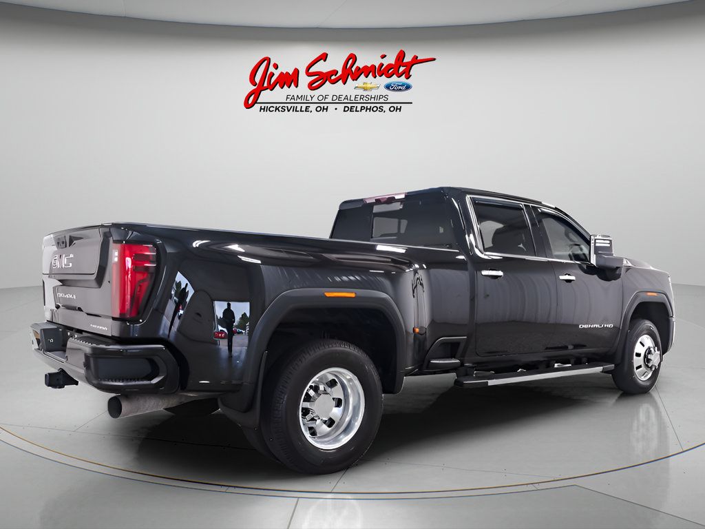 Used 2024 GMC Sierra 3500 Denali w/ Denali Reserve Package AWD/4WD image 5