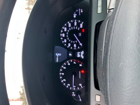 Used 2011 Lexus LS 460 image 10