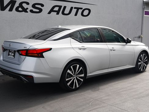 Used 2022 Nissan Altima 2.5 SR image 4