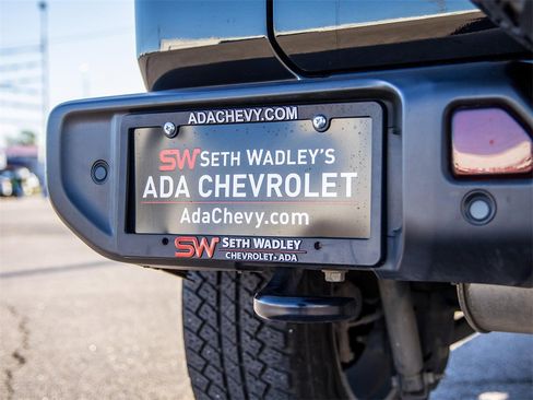 Used 2018 Jeep Wrangler Unlimited Sahara image 11