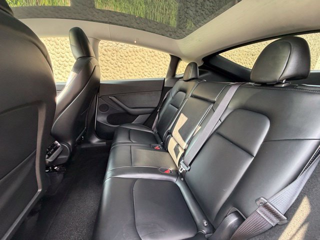 Used 2024 Tesla Model Y Performance AWD/4WD image 19