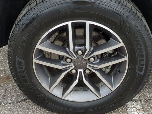 Certified 2021 Jeep Grand Cherokee Limited AWD/4WD image 14