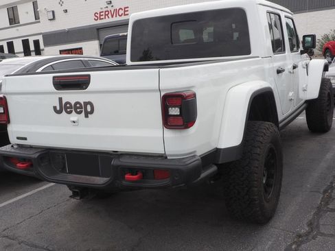 Used 2021 Jeep Gladiator Rubicon AWD/4WD image 4