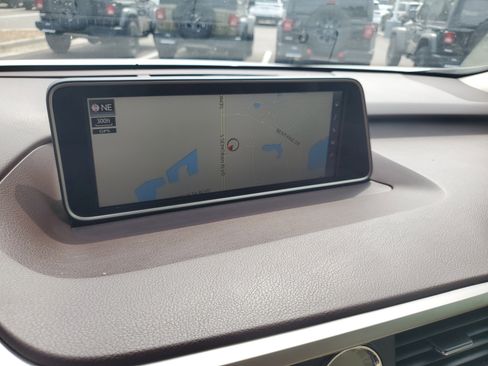 Used 2019 Lexus RX 450h AWD w/ Navigation Package image 18