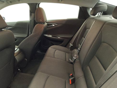 Used 2024 Chevrolet Malibu LS FWD image 18
