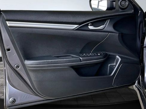 Used 2020 Honda Civic Sport image 17