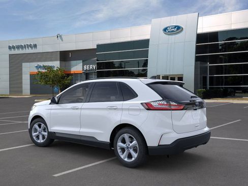 New 2024 Ford Edge SE image 4