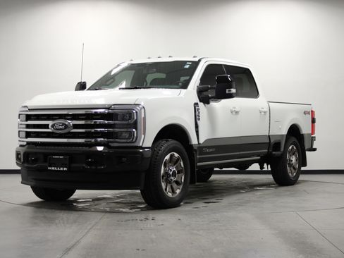 Used 2025 Ford F350 King Ranch image 8