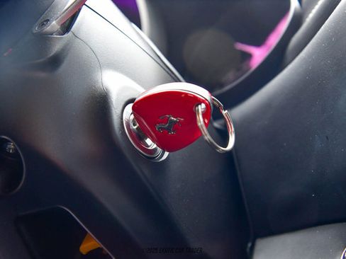 Used 2016 Ferrari California T image 27