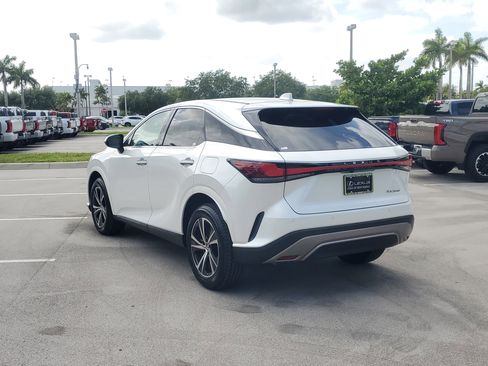Used 2024 Lexus RX 350 FWD w/ Technology Package image 8