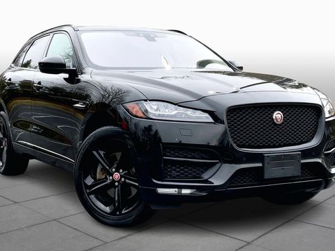 Used 2017 Jaguar F-PACE R-Sport image 2