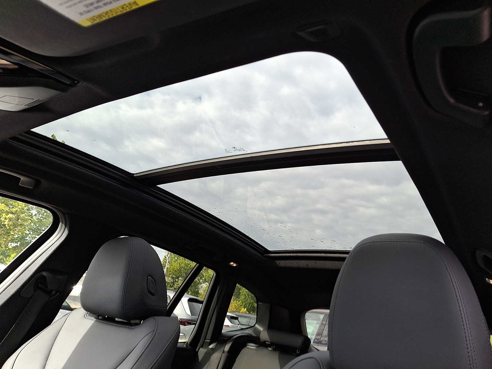 Used 2021 BMW X3 xDrive30i w/ Convenience Package AWD/4WD image 12
