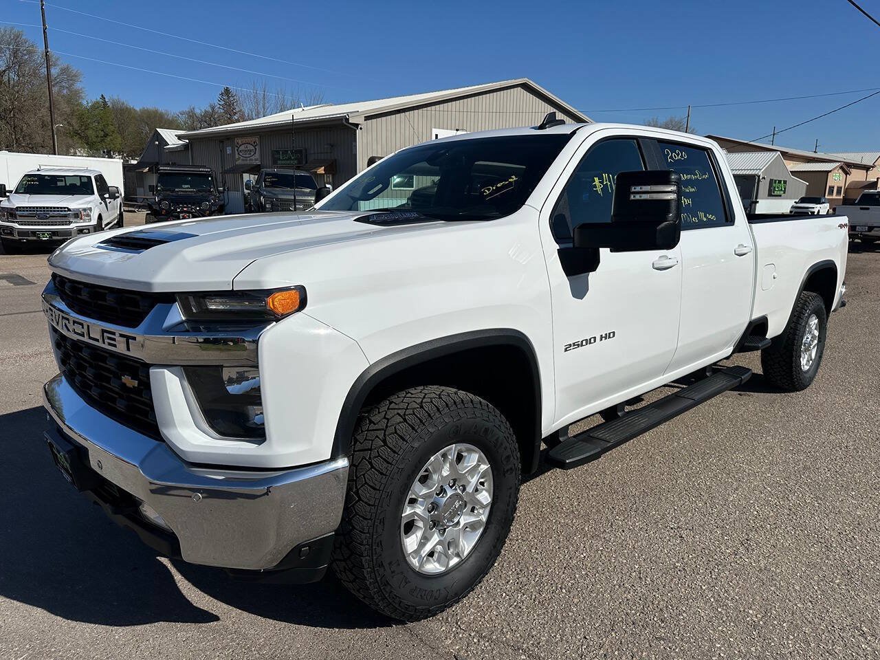Used 2020 Chevrolet Silverado 2500 LT w/ Convenience Package AWD/4WD image 9