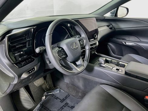 Used 2025 Lexus RX 350 F Sport w/ Accessory Package (K3) AWD/4WD image 9