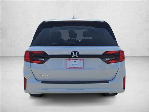 Used 2026 Honda Odyssey EX-L image 7