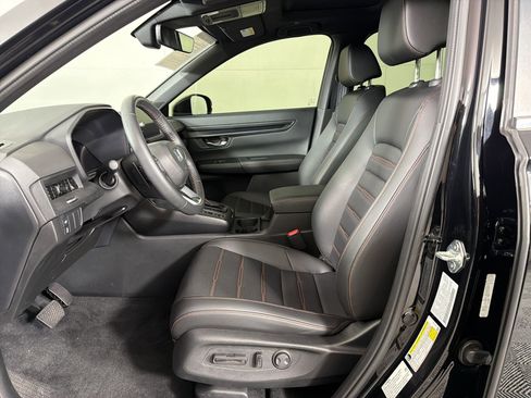 Certified 2025 Honda CR-V Sport-L image 5