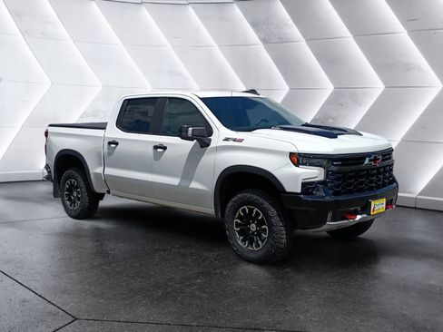 Used 2022 Chevrolet Silverado 1500 ZR2 AWD/4WD image 8