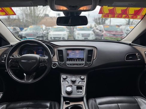 Used 2015 Chrysler 200 C w/ Navigation & Sound Group I image 12