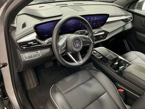 Used 2025 Buick Enclave Preferred AWD/4WD image 15