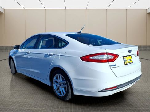 Used 2013 Ford Fusion SE image 4