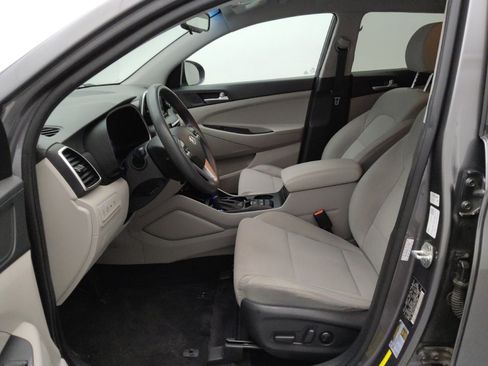 Used 2020 Hyundai Tucson Value FWD image 17