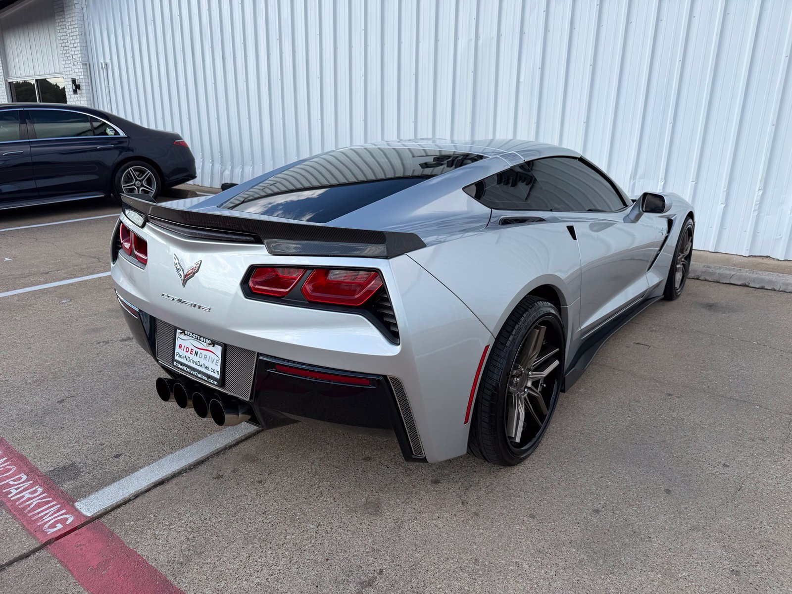 Used 2014 Chevrolet Corvette Stingray Coupe w/ 2LT Preferred Equipment Group RWD image 9