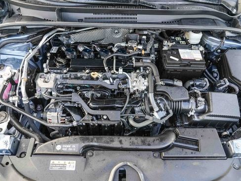 Used 2023 Toyota Corolla LE image 30