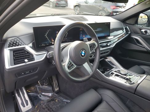 Certified 2024 BMW X6 xDrive40i w/ Parking Assistance Package image 10