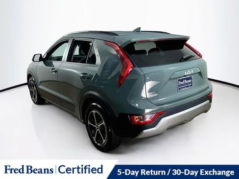 Used 2023 Kia Niro EX FWD image 8