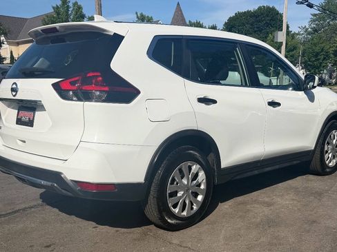 Used 2018 Nissan Rogue S FWD image 9