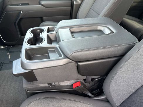 Used 2023 GMC Sierra 1500 Elevation image 13