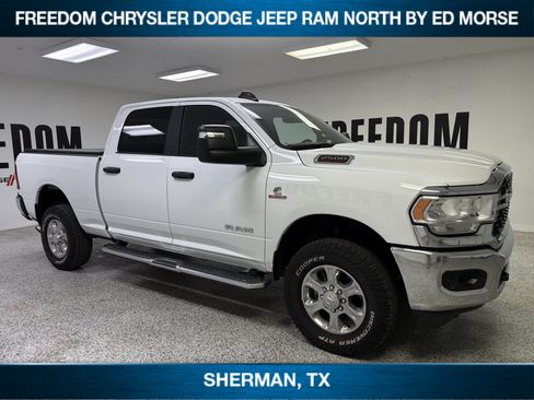Used 2024 RAM 2500 Big Horn w/ Off Road Package AWD/4WD image 3