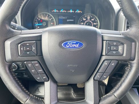 Used 2019 Ford F150 XLT w/ Equipment Group 302A Luxury AWD/4WD image 8