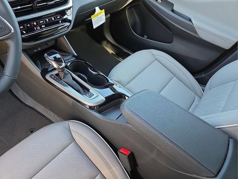 New 2026 Buick Envista Preferred FWD image 25