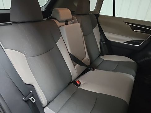 Used 2019 Toyota RAV4 XLE w/ Convenience Package AWD/4WD image 17