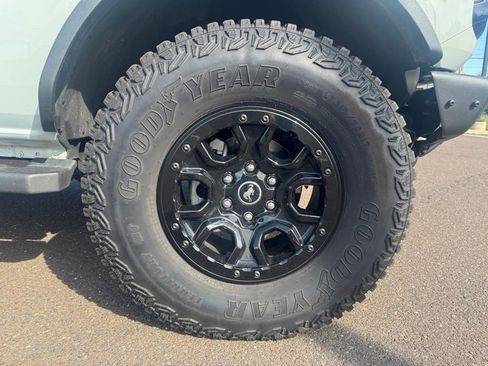 Used 2023 Ford Bronco Wildtrak AWD/4WD image 7