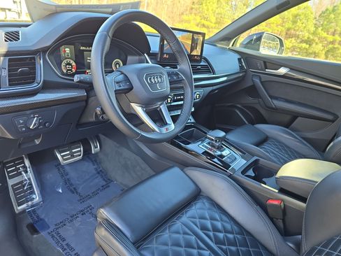Used 2023 Audi SQ5 Premium Plus w/ Premium Plus Package image 16